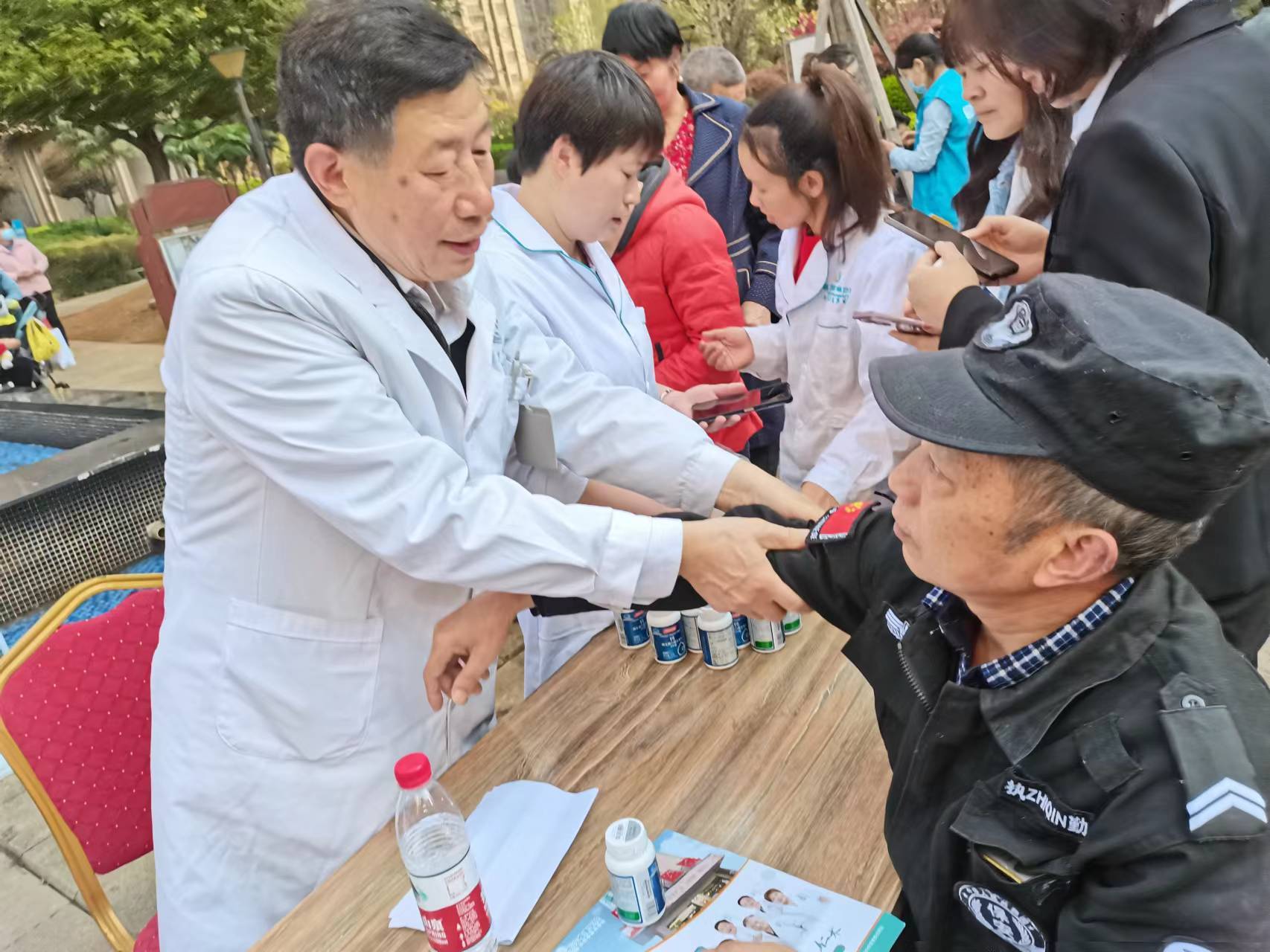 天津最新24小时高价回收医保长沙方法分析(最方便真实的天津长沙医废处理方法)